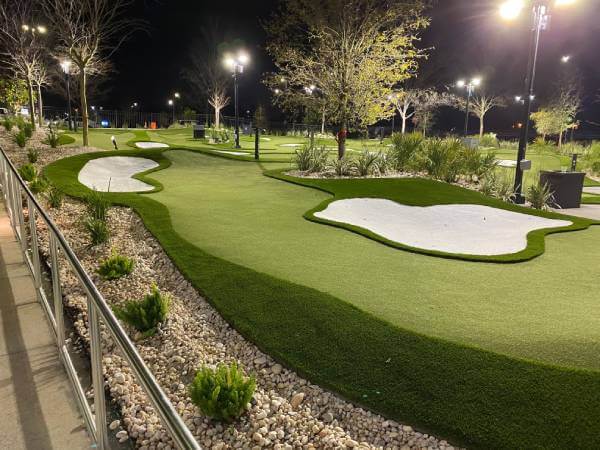 Commercial putting green installed by SYNLawn