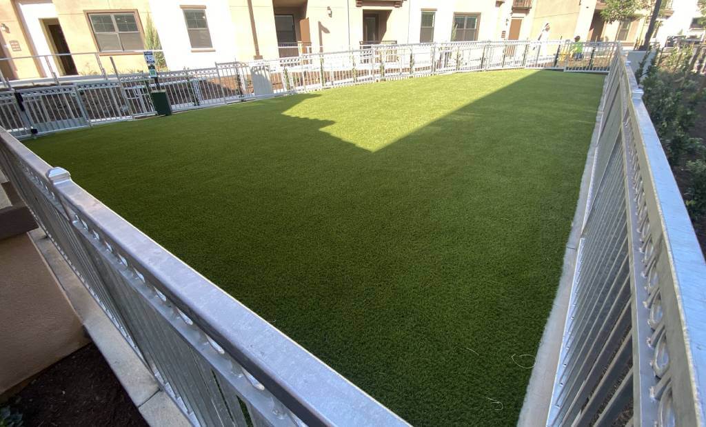 artificial-pet-and-dog-turf-pacific-village