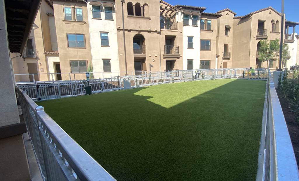 pacific-village-artificial-dog-grass