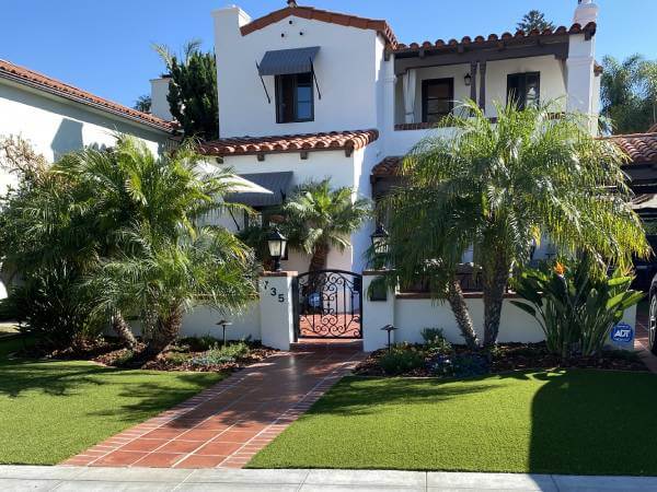 Residential front yard artificial grass installation