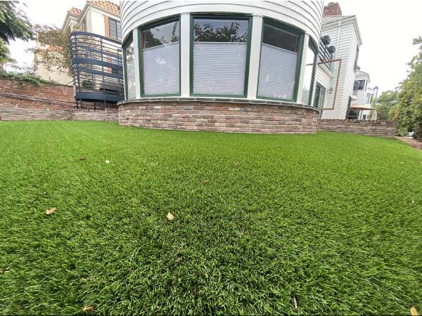 Residential artificial grass installation by SYNLawn