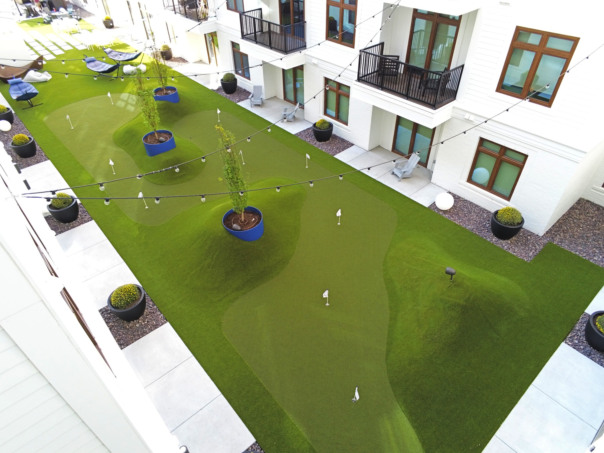 Sacramento Commercial Artificial Grass Putting Green Courtyard Sacramento Commercial Artificial Grass Putting Green Courtyard